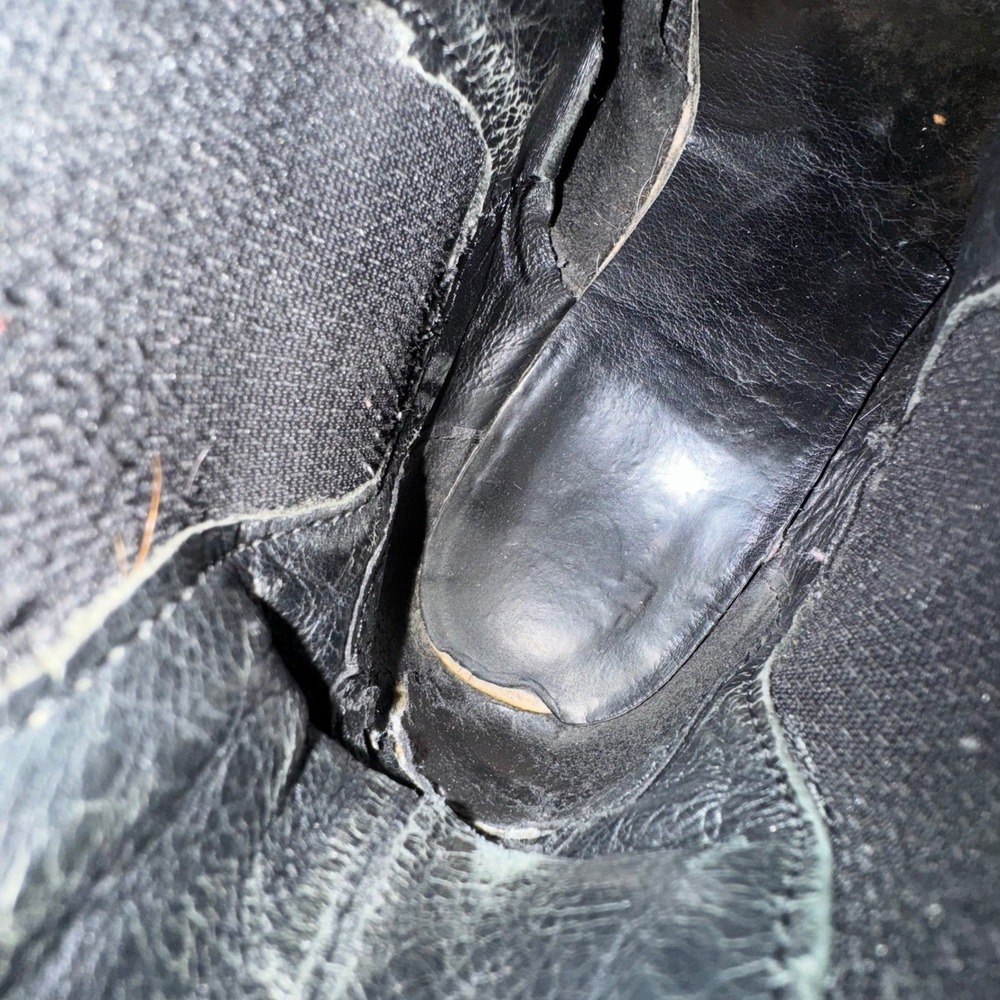 Dr Martens 2976 Chelsea Boots Black Leather Pull On Womens 8 Mens 7 EU 39 - Picture 6 of 11